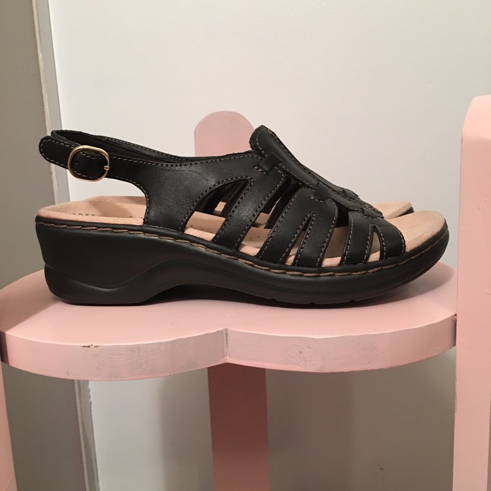 Clarks ultimate comfort collection wedge nwot